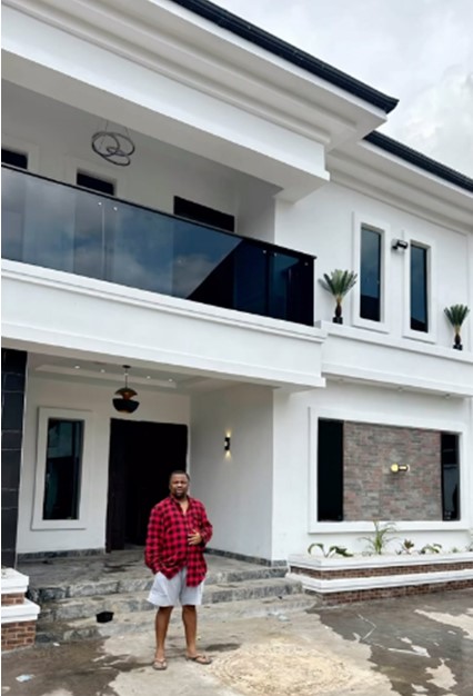Dike Osinachi unveils his new mansion 