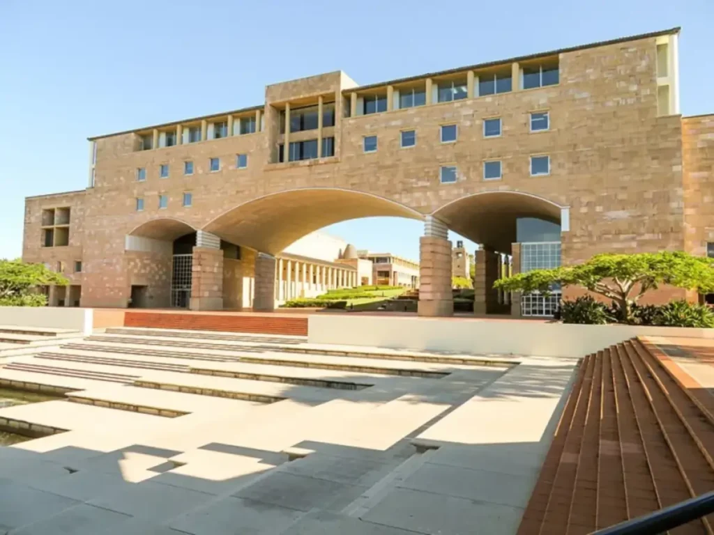 Bond University International Scholarship 2025